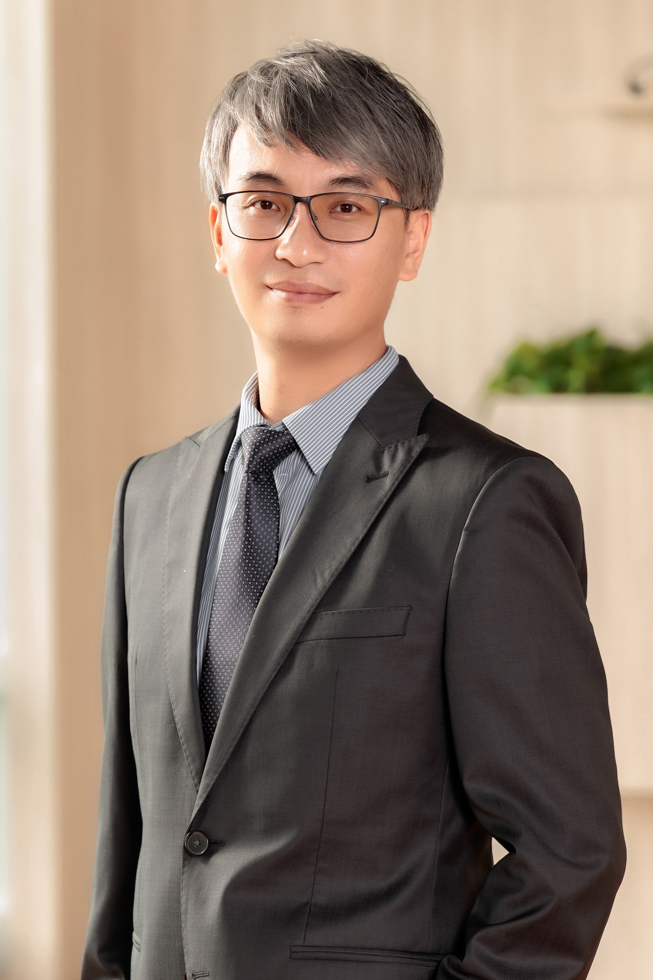 張雨青 Frank Chang