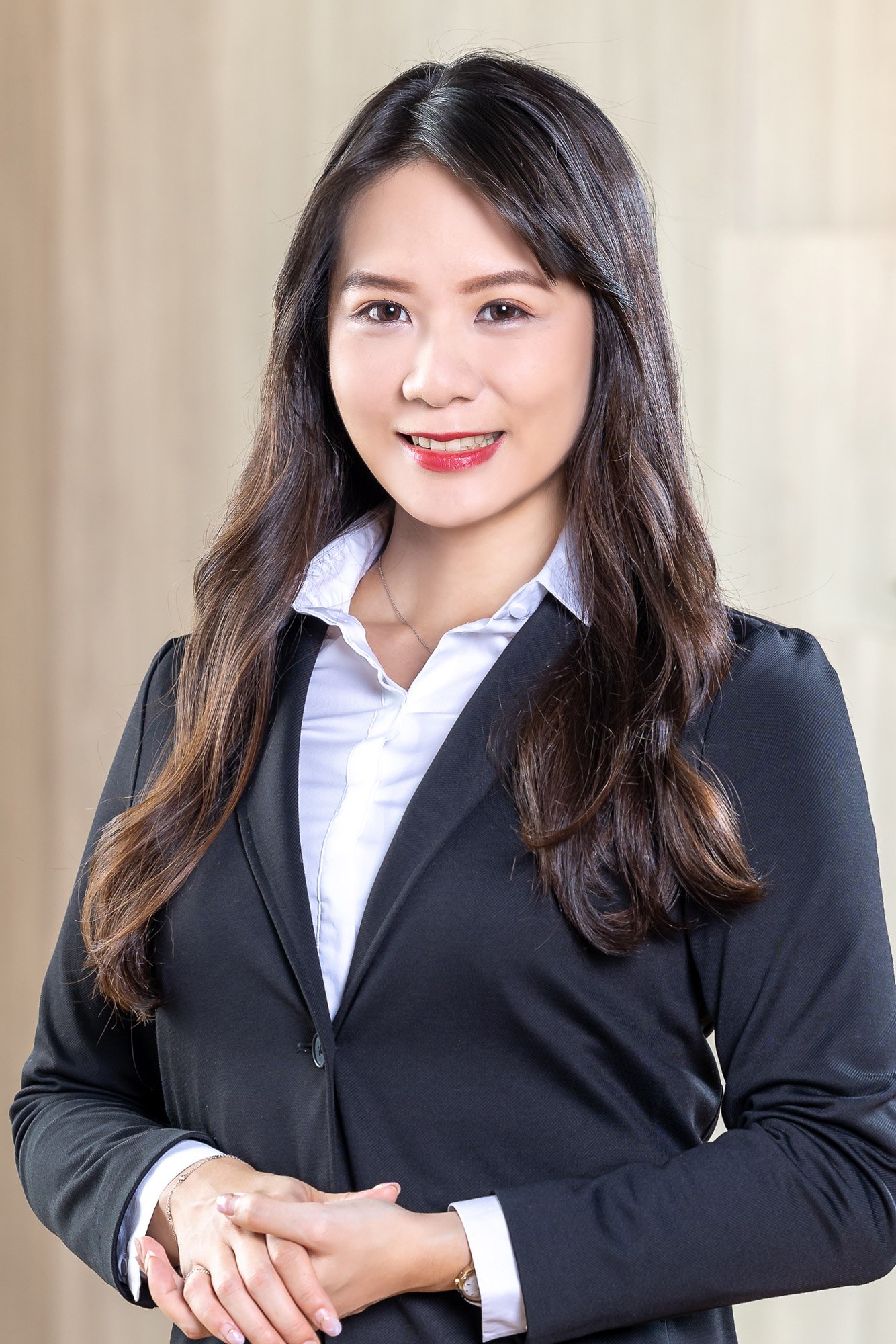 劉芝穎 Esther Liu