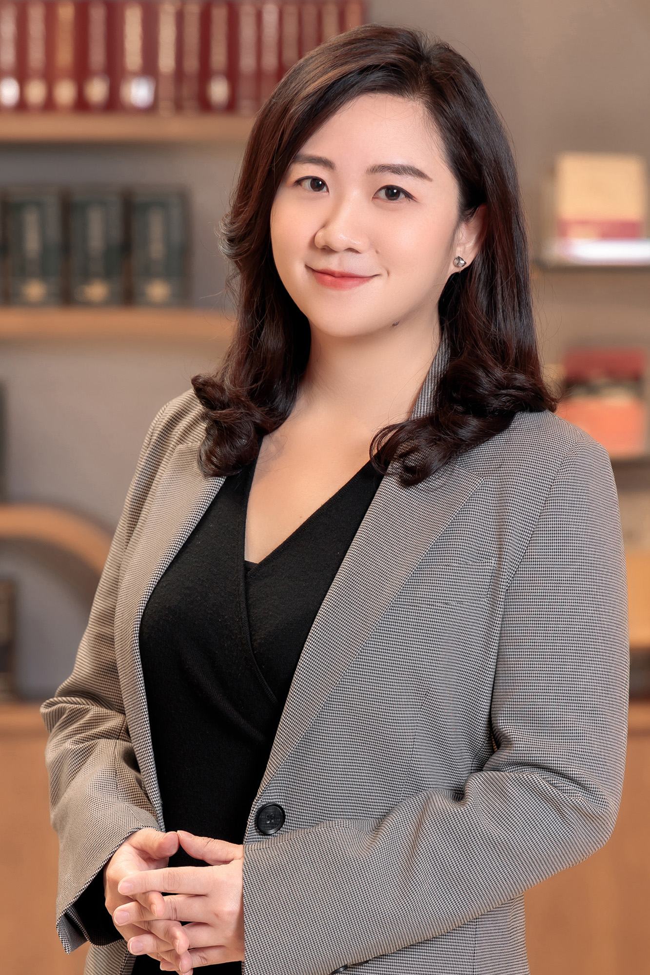 曾鈺珺 Yu-June Tseng