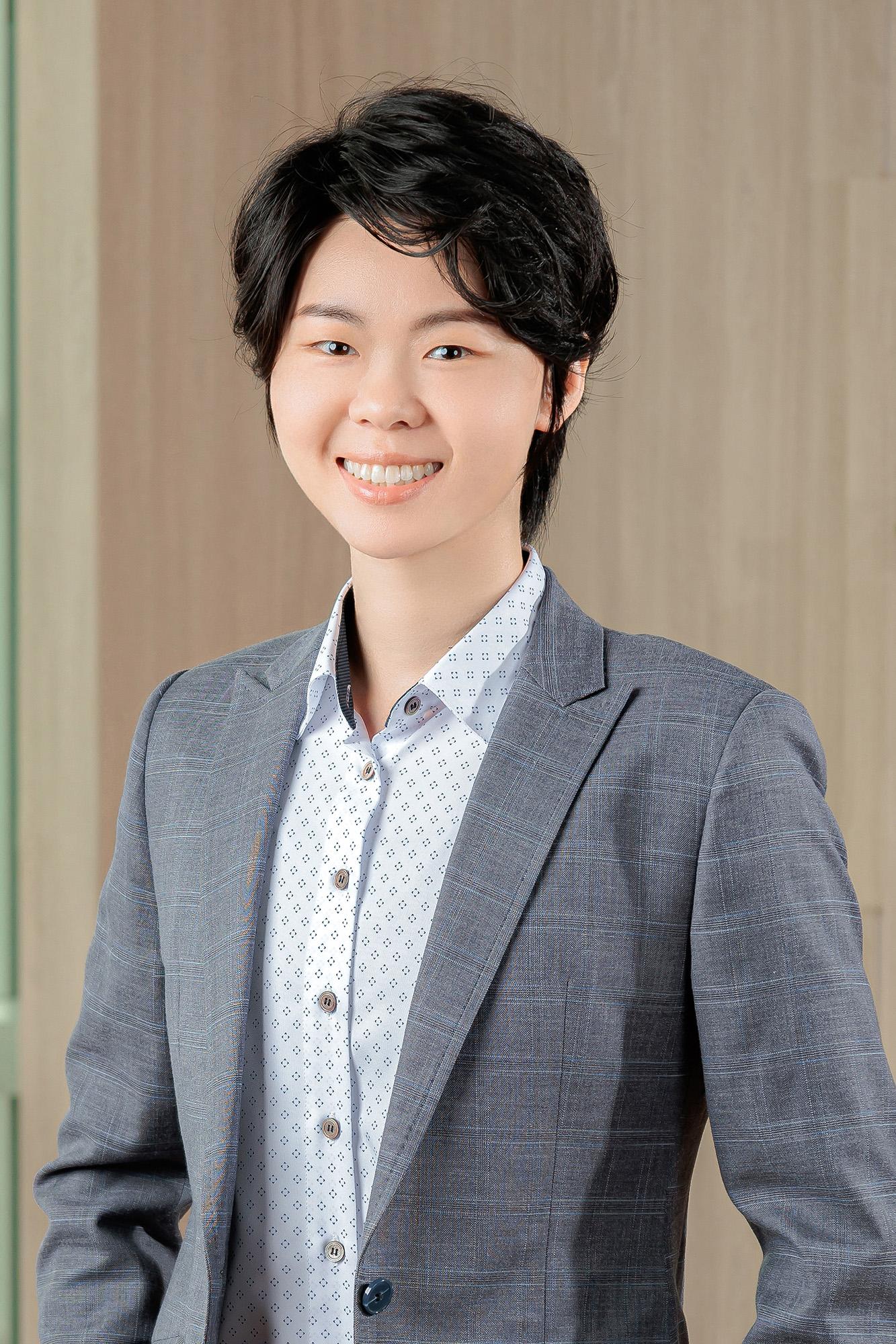 邱意 Yi Chiu