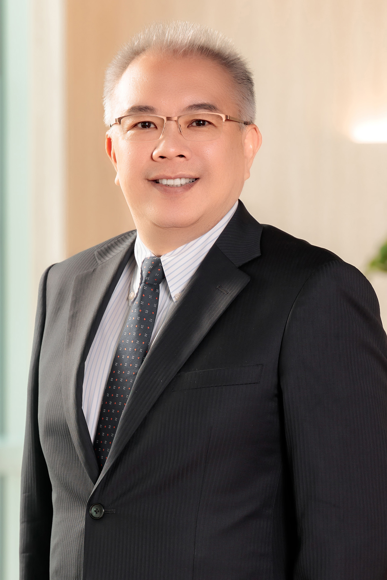 余天琦 Lawrence Yu